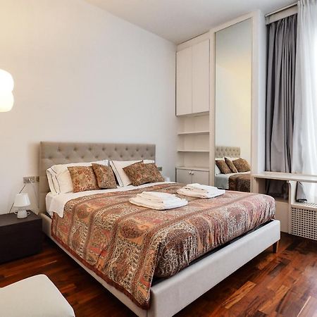 Duomo Luxury Apartment VI Мілан Екстер'єр фото